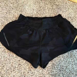 Lululemon hotty hot shorts, 2.5 in.